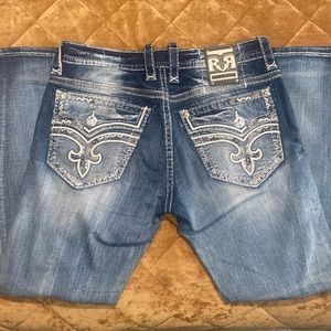 Excellent condition Mens Rock Revival Jeans size 33x32